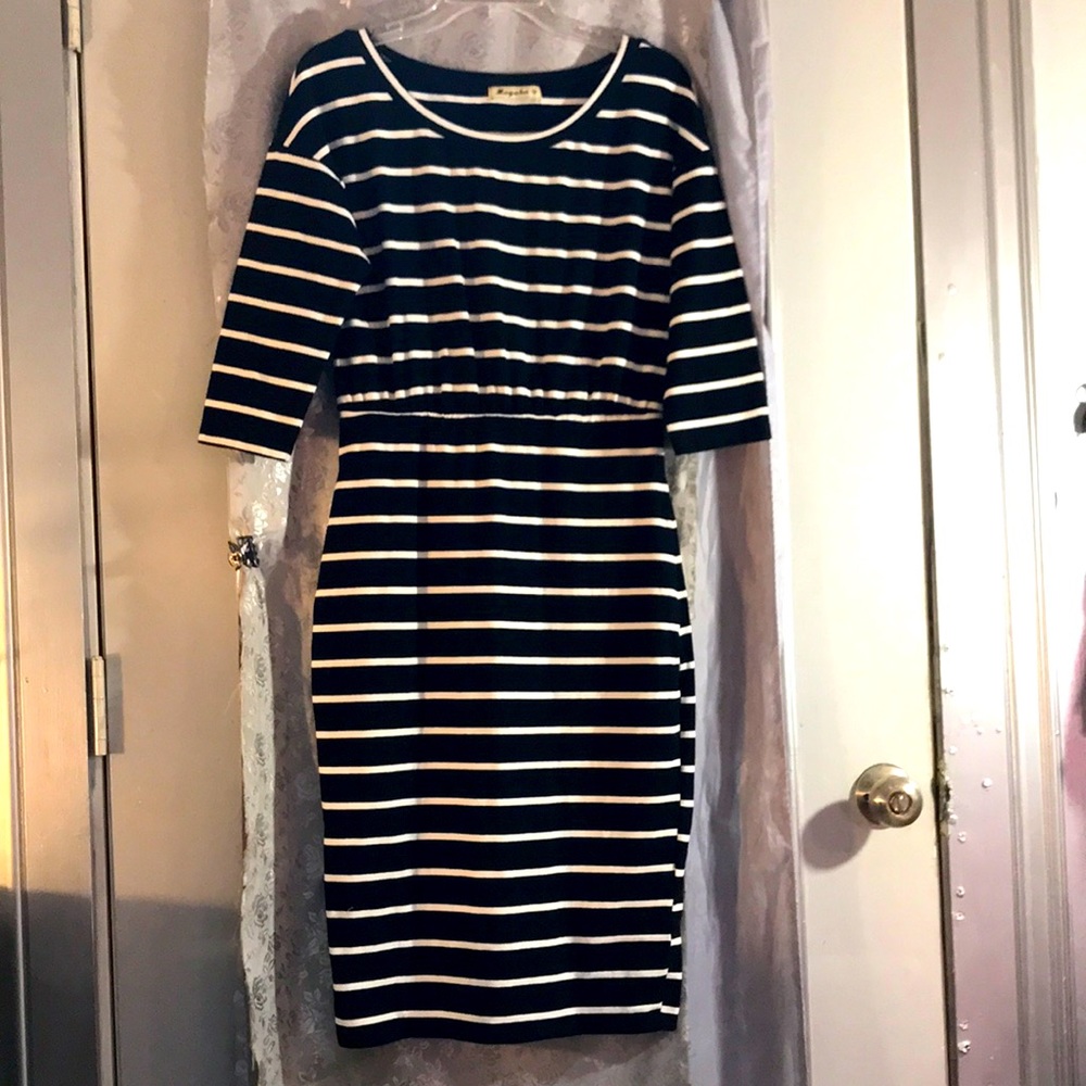 Moyabo midi dress